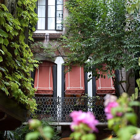 Hotel Flora Venice Exterior photo